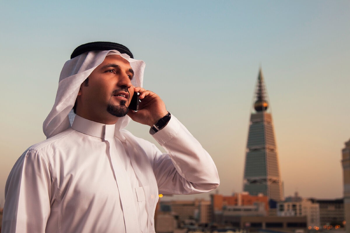Frequently Asked Questions About Our 5G Mobile and Home Internet in the UAE